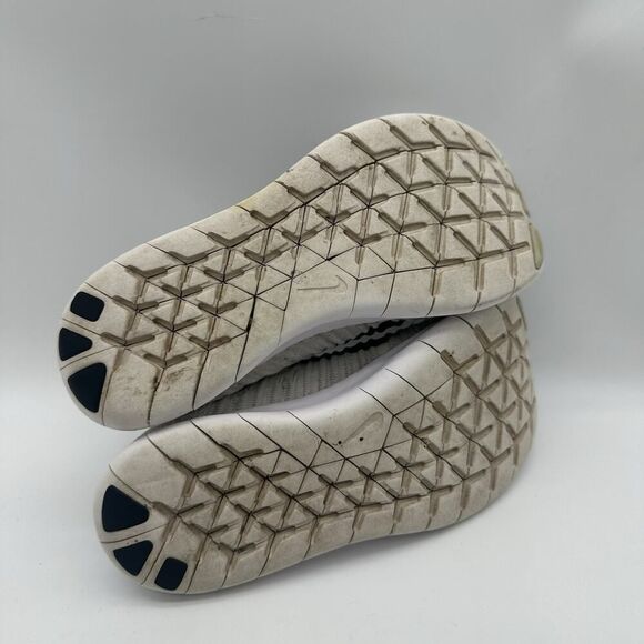 Women Size 7 Nike Free RN Flyknit White Fabric Running Shoes Sneakers 831070-101 - Picture 8 of 9